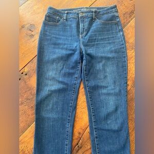 Chicos Girlfriend Slim leg ankle Jeans